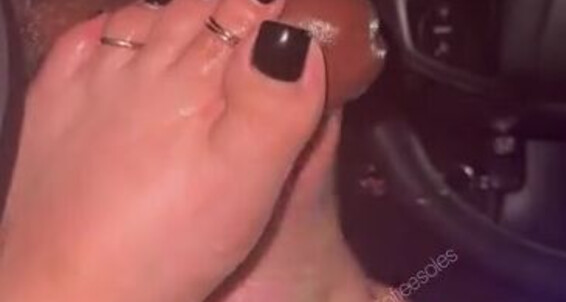 Sofieesoles - Go Watch And Foot My Becoming Jobs Favoriteee These Black Meaty Are Soles Onlyfans Car Toes