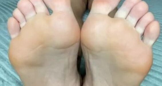 Froggee, Video: Chillin There Onlyfans Just Froggeevip