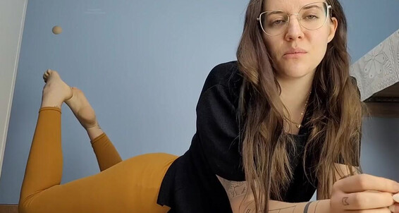 Masmr, Video: Yoga Feet Onlyfans Leggings The Relaxing Joi Pose And Bare 1March In Pants
