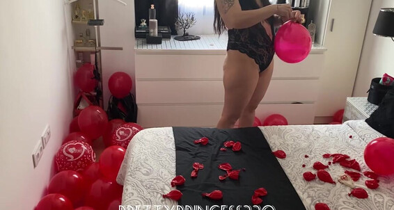 Poster for Prettyprincess220 Video Меня И Есть 02 2023 Надувать 10 Пока 100 Чем Больше Onlyfans Нужно Их У Мне Шариков 83G