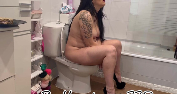 Prettyprincess220 - A 03 Sandwich And Cant 2024 Im I Stop Farting Toilet Eating Onlyfans 11 In The Video