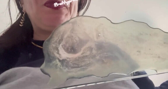 Prettyprincess220 - 03 2024 13 Onlyfans Spitting Video