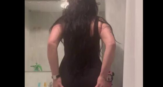 Poster for Prettyprincess220 30 Video 2024 Bathroom In 03 Onlyfans Farts