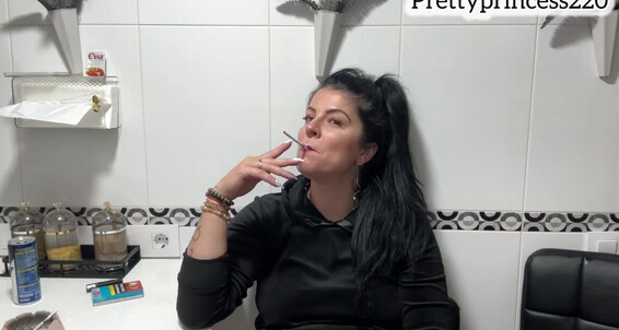 2025 Long 05 Prettyprincess220 After Onlyfans Smoke 07 Mysterious A And Like I With Burp Session Fan Cigar Video