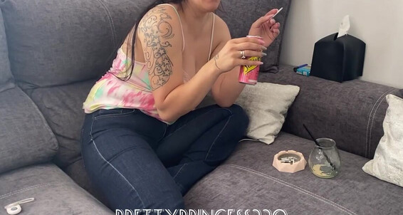 Prettyprincess220 - Muchos 19 A Burping Lot 2023 Onlyfans Eruptos 05 Video