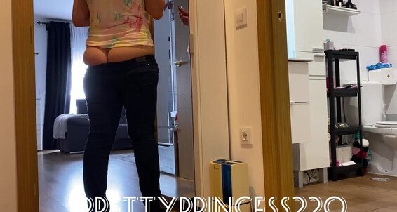 Prettyprincess220 - And Buttcrack 31 2023 Onlyfans 05 Video