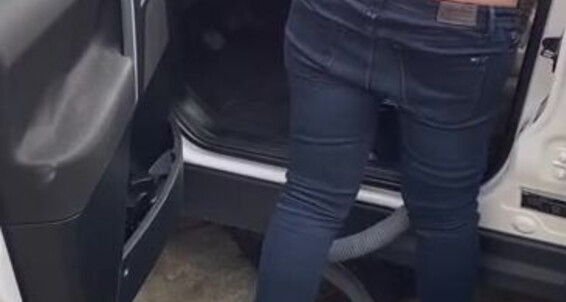 Prettyprincess220 - While Crack Cleaning Jeans 12 Butt Onlyfans The Car 09 2022 Video