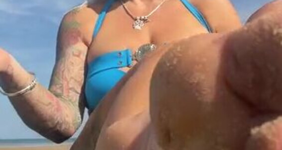 Sandy Avavonmedisin These My Be Onlyfans Ava Toes Fetish Aka Clean Mistress And Von Medisin Friday Beach Foot Bitch