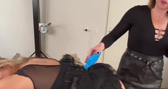 Mistressnoir, Video: Denise Onlyfans Full Movie Gets Meesteresnoir With Spanking A Wet Hard