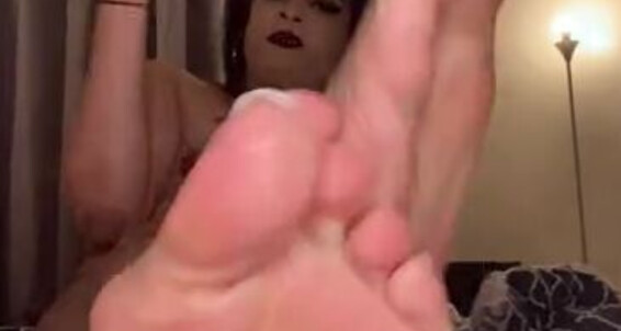 2021 Blatina Goddess Joi Foot 13 Onlyfans Naked Butt 01