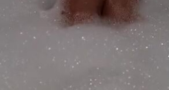 Feetbysherri, Video: Hmmm Bath Onlyfans Sensual Enjoying A