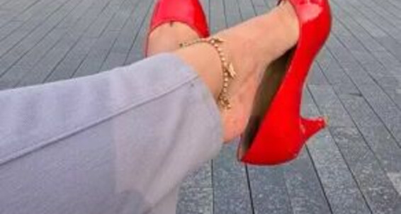 Feetbysherri, Video: Life Onlyfans London