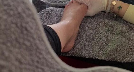 Feetbysherri, Video: Time Pedi Onlyfans