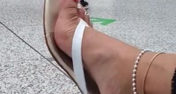 Mall Tease Shopping Feetbysherri Onlyfans In Public