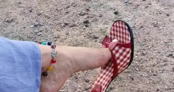 Feetbysherri, Video: Onlyfans Shoe The Countryside In Dangling