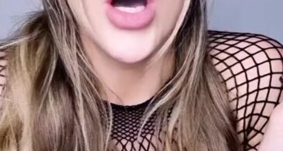Goddess Jessica Jewels, Video: Suck Onlyfans My Smoke Goddessjessicajewels Down