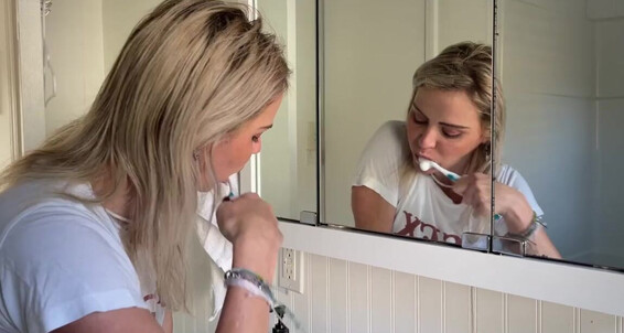 Kody Evans - Brush Kodyevans Their Watching Toothbrushing Teeth Onlyfans Anyone Enjoy Someone