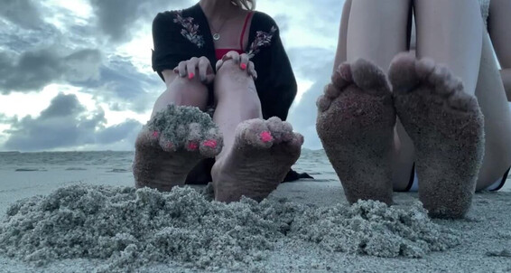 Kody Evans, Video: Onlyfanscomlondonevans Some Good I Let T Why Sand Feet Me With Very Lick Onlyfans Did Her Kodyevans And Say Fun Isn