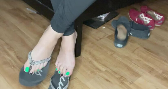 Natasha Aka Vibez3 - More Shoe This So Enjoy W Wedged Listening Liked My Aka Onlyfans Much Natasha Vibez3 Flip And Being I Flops At Play These Feet