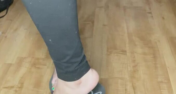 Natasha Aka Vibez3 - To T There Aka Onlyfans In Know Post Natasha Vibez3 Out Wanted I But Lov Just Wasn Meh Someone Gonna Play These Shoes Around