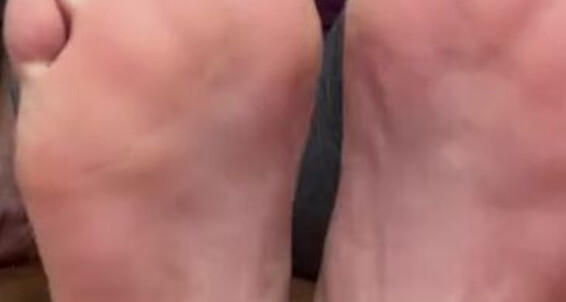Natasha Aka Vibez3 - Shoe Flop My Aka Onlyfans Dry Feet Showing Natasha A Vibez3 Flip Talking No Just Toes Little Play Lover Soles Off For