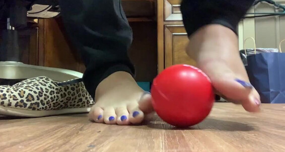 Natasha Aka Vibez3 - Using To Balls B Hands My Aka Onlyfans In 4 Natasha Stress Vibez3 Their Like Being I Squish That Some Tiny Imagine Feet