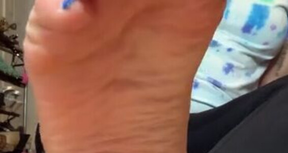Natasha Aka Vibez3 - Now What Due Pathetic Aka Are Onlyfans Bitches Natasha Way A Vibez3 Over Pedicure But Swea The Little That Up S Lick For