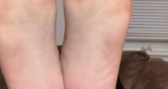 Xosolesbyme - Goddessmyree Little Foot Nice Aka Tease Onlyfans