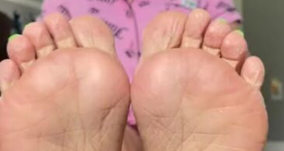Deedeericanfeet, Video: Onlyfans Slapping Soles Dildo 2024 Very 08 A Sexy Video 20 Requested As