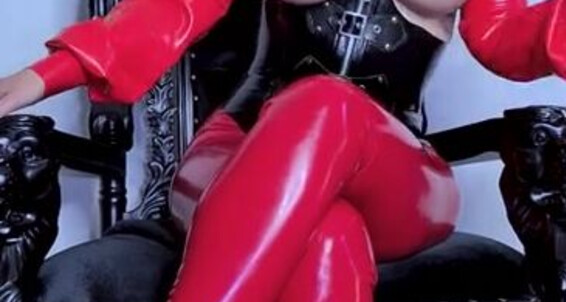 Lady Onyx, Video: Before Onyx Knees Place E4 Its Locked Me Time Your With On Loser Accept Lady Onlyfans Willy Little Away To