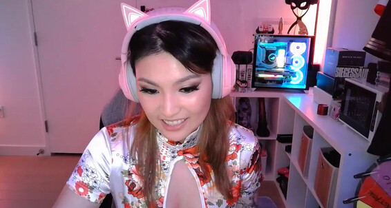 Mxtomie, Video: Onlyfans Yi 1070 Video