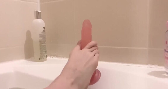 Tsunderebean - Video Fansly 28 Feet