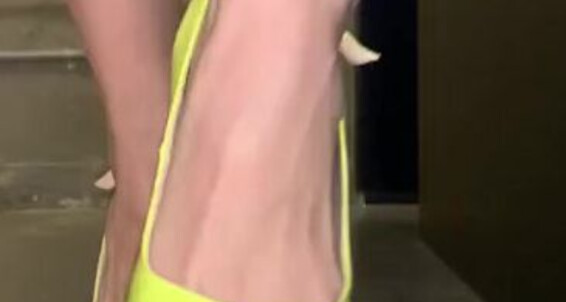 Vixen Arches, Video: Feet Onlyfans Talking No Just Vixenarches Sexy