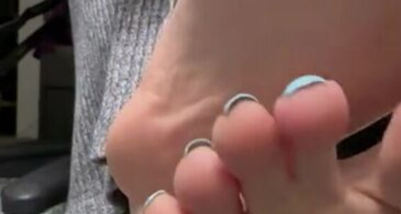 Vixen Arches, Video: Under Pov Onlyfans Hiding Re You My Work Vixenarches Home I From Desk As