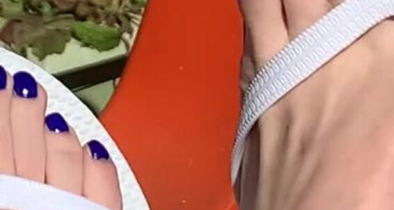 Vixen Arches, Video: Flip Flops Onlyfans Decided My Outside Nice Vixenarches A Wear To I Today Is Such Warm Day