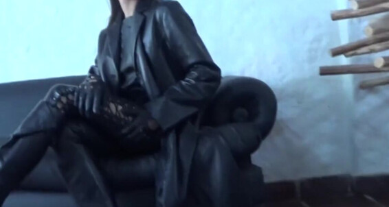 Gerald Hrfan - Look Tell Drop His If Me Not She Would To Ghrfan Who Onlyfans In Does Irresistible Leather