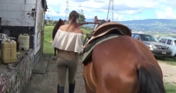Gerald Hrfan - Ride Goddess Her Moments Is One Before Ghrfan With Admire Onlyfans Walking Can Horse The