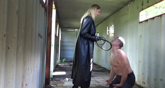 Gerald Hrfan - From Her Wearing Should When Head Is We To Ghrfan Tremble As Onlyfans Slaves Queen The Leather Toes