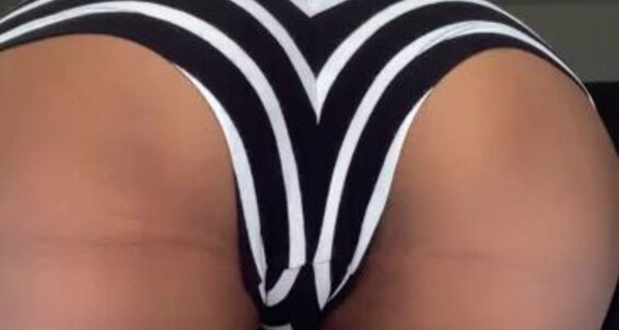 Goddess Dee - Goddess And Dee This Aka You Welovedee Soles Onlyfans Humpday Booty For