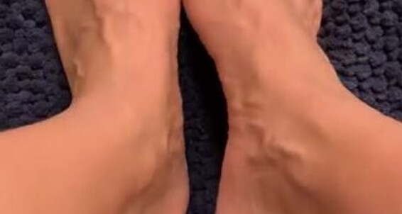 Goddess Dee, Video: Feet Goddess Onlyfans Veiny Aka Dee Clear Toes And Welovedee