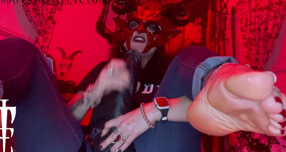 Temptress Raven - Your Down Here So To Count Dick Demon Custom Temptress My Aka Orgasm Many Onlyfans Raven And Is Ruin Show Eve You Daddy Evetemptress Feet