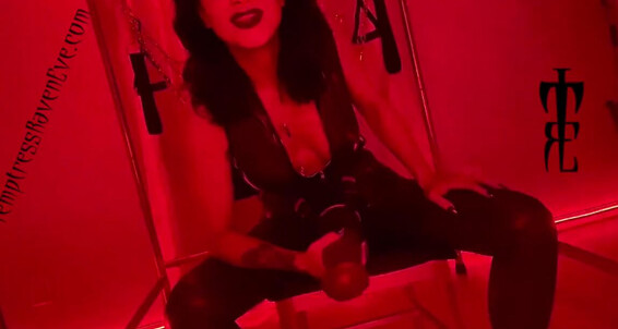 Temptress Raven - Cock Demon Custom Temptress Job Send Foot Aka Denial Self Orgasm Onlyfans Horse A Raven Joi Ruined Eve Want S Giant Daddy Evetemptress