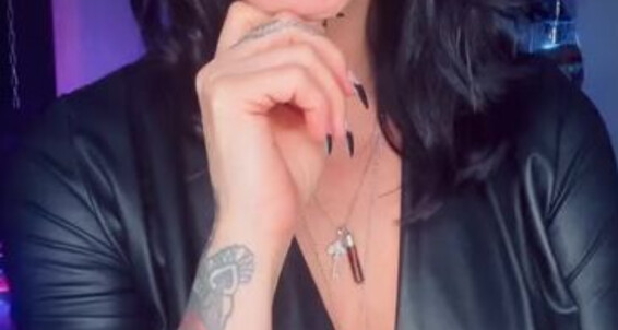 Temptress Raven, Video: Have I She Aka You Want Nothing Will Left Drain Eve Evetemptress Raven Your Serves Till Pic Divorce Onlyfans When Temptress A Face Of