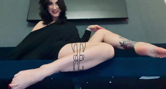 Temptress Raven - Catch So To T As Temptress Wanting Perfectly Aka Onlyfans Of Raven Isn Logo I Ve The Eve See You Me Desperately Placed Been All Evetemptress