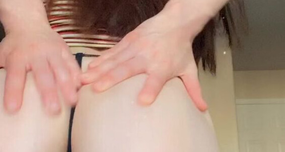 Megan Marx - On Lotion 316759838 2020 My This Me 13 Rub Butt 05 Help