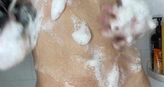 Over Suds Bubbly 2179760084 Loofah Watch The My Drop All 08 Squeezing 2021 01 Soapy Wet Body Down