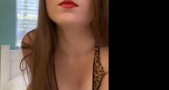 Megan Marx, Video: Red Messing My Lipstick Up Meganmarxxx