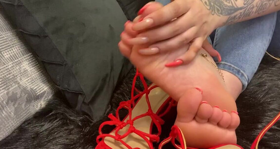 Anushka Velvet, Video: Arewatch Anushkavelvet Up Couches I Picked Back Room Scenario Took You The Comfy Onlyfans At Bar Where A To