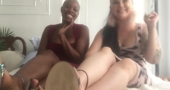 Anushka Velvet, Video: Apartment Goddess Brunch Ve Onlyfans You My Anushkavelvet At With Girlfriends Aathira I Been While Cleaning Out