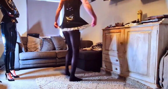 Strict Onlyfans Houseboy Begging My About At Mskinkykane Cfnm Has Complaining Home Hes Video Been Rule To